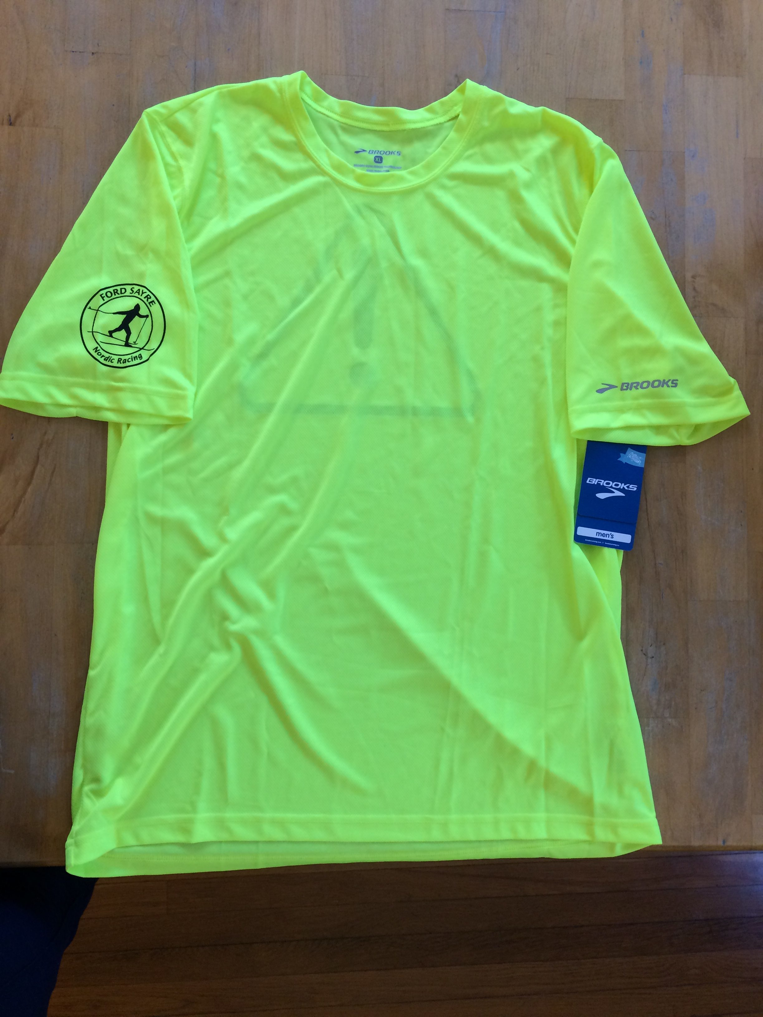 brooks podium long sleeve